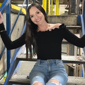 Meet your Posher, Lyndee